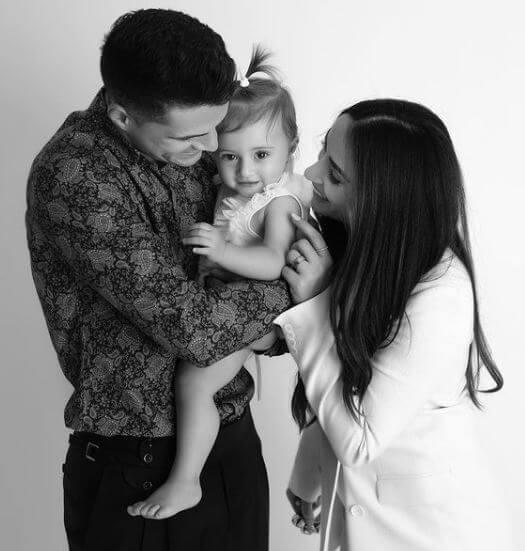 Ayana Xhaka with her parents Granit Xhaka and Leonita Lekaj.